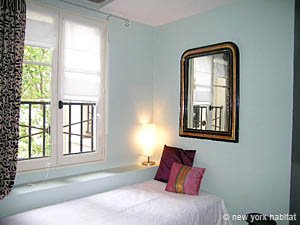 Paris 1 Bedroom accommodation - bedroom (PA-1804) photo 1 of 5