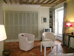 Paris 1 Bedroom accommodation - living room (PA-1804) photo 4 of 9