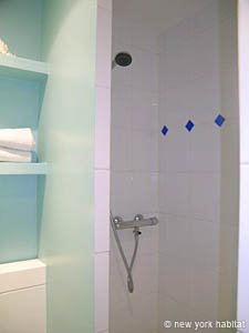 Paris 1 Bedroom accommodation - bathroom (PA-1804) photo 3 of 4