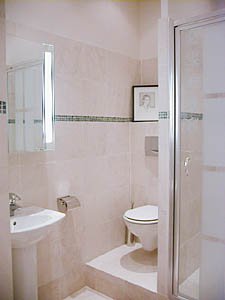 Paris T4 appartements location vacances - salle d'eau 1 (PA-1851) photo 6 de 7