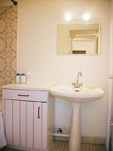 Paris Alcove Studio/T1 appartements location vacances - salle d'eau 1 (PA-1862) photo 1 de 3