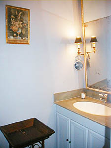 Paris 1 Bedroom apartment - bathroom 1 (PA-1869) photo 2 of 4