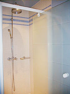 Paris 1 Bedroom apartment - bathroom 1 (PA-1869) photo 4 of 4