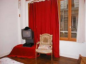 Paris 1 Bedroom apartment - bedroom (PA-1896) photo 2 of 3
