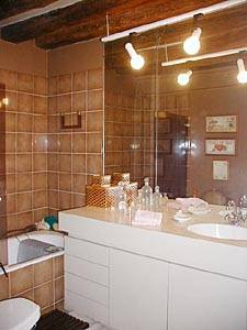 Paris 2 Zimmer ferienwohnung - badezimmer (PA-1899) photo 3 von 4