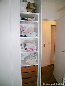 Paris T2 logement location appartement - chambre (PA-1907) photo 4 sur 5