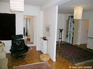 Paris T2 logement location appartement - s&eacute;jour (PA-1907) photo 5 sur 8