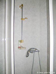 Paris T2 logement location appartement - salle d'eau 1 (PA-1907) photo 2 sur 3