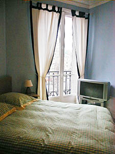 Paris 4 Zimmer wohnungsvermietung - schlafzimmer 2 (PA-1913) photo 2 von 3