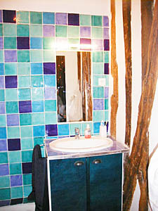 Paris T3 logements location appartements - salle d'eau 1 (PA-1929) photo 1 de 2