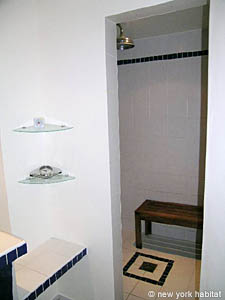 Paris T2 appartements location vacances - salle d'eau 1 (PA-1934) photo 6 de 7