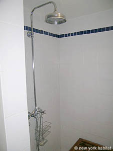 Paris T2 appartements location vacances - salle d'eau 1 (PA-1934) photo 7 de 7