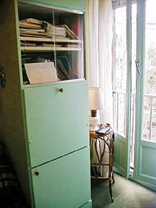 Paris Studio accommodation - living room (PA-1956) photo 4 of 4 Paris Studio accommodation - living room (PA-1956) photo 4 of 4