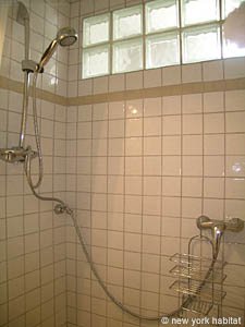 Paris 3 Zimmer wohnungsvermietung - badezimmer 1 (PA-1971) photo 1 von 3