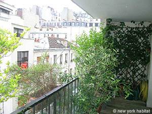 Paris 2 Bedrooms apartment - living room (PA-2001) photo 10 of 12