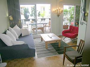 Paris 2 Bedrooms apartment - living room (PA-2001) photo 4 of 12