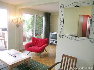 Paris 2 Bedrooms apartment - living room (PA-2001) photo 2 of 12