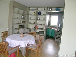 Paris 2 Bedrooms apartment - living room (PA-2001) photo 8 of 12