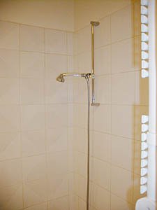 Paris T2 logements location appartements - salle d'eau (PA-2004) photo 3 de 4