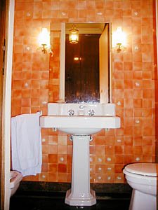 Paris T3 logements location appartements - salle d'eau 2 (PA-2016) photo 2 de 3