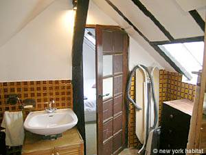 Paris Studio/T1 - Duplex logements location appartements - salle d'eau (PA-2018) photo 1 de 5