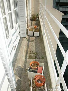 Paris 2 Zimmer ferienwohnung - wohnzimmer (PA-2065) photo 7 von 8