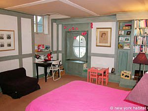 Paris 4 Bedroom accommodation - bedroom 3 (PA-2075) photo 2 of 4