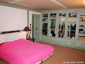 Paris 4 Bedroom accommodation - bedroom 3 (PA-2075) photo 3 of 4