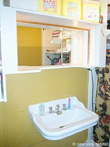 Paris 4 Bedroom accommodation - bathroom 3 (PA-2075) photo 2 of 4