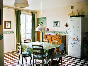 Paris 4 Bedroom accommodation - kitchen (PA-2075) photo 2 of 7
