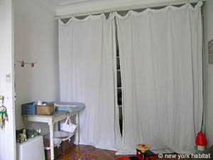Paris 6 Zimmer wohnungsvermietung - schlafzimmer 5 (PA-2077) photo 3 von 4