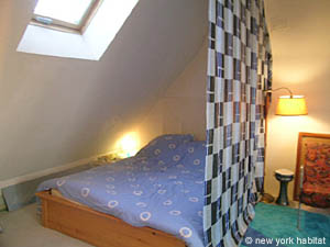 Paris Studio accommodation - living room (PA-2102) photo 10 of 10