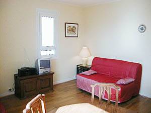 Paris 1 Bedroom accommodation - living room (PA-2106) photo 2 of 6