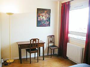 Paris 1 Bedroom accommodation - bedroom (PA-2106) photo 2 of 2