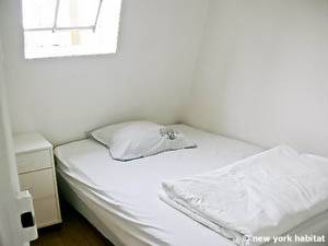 Paris 3 Bedroom apartment - bedroom 3 (PA-2112) photo 1 of 2