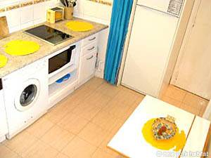 Paris 3 Bedroom apartment - kitchen (PA-2112) photo 3 of 6