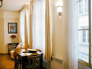 Paris T2 logement location appartement - s&eacute;jour (PA-2117) photo 3 sur 12