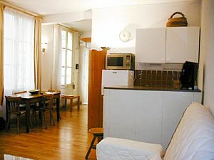 Paris T2 logement location appartement - s&eacute;jour (PA-2117) photo 8 sur 12