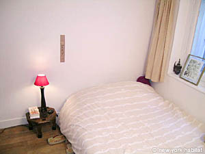 Paris 1 Bedroom accommodation - bedroom (PA-2119) photo 2 of 6