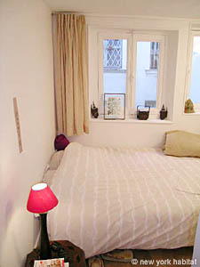 Paris 1 Bedroom accommodation - bedroom (PA-2119) photo 1 of 6