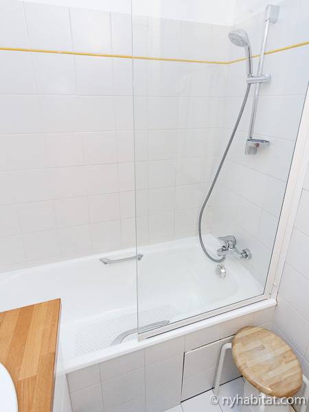 Paris Studio/T1 appartements location vacances - s&eacute;jour (PA-2135) photo 4 de 8
