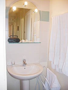Paris 2 Bedroom accommodation - bathroom 1 (PA-2141) photo 1 of 2