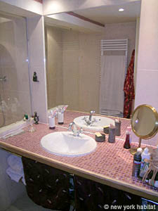 Paris T4 - Loft - Duplex logements location appartements - salle d'eau 2 (PA-2154) photo 1 de 3