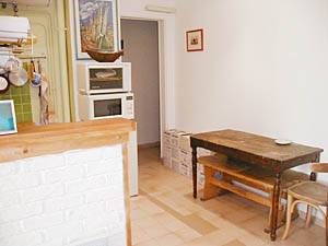 Paris 1 Bedroom apartment - kitchen (PA-2170) photo 3 of 3