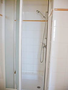 Paris Studio apartment - bathroom (PA-2195) photo 4 of 4