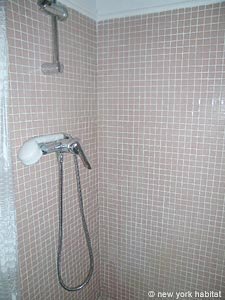 Paris Studio/T1 logements location appartements - salle d'eau (PA-2243) photo 2 de 4
