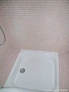 Paris Studio/T1 logements location appartements - salle d'eau (PA-2243) photo 3 de 4