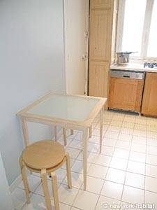 Paris 2 Bedrooms apartment kitchen photo 22
