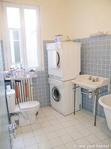 Paris 2 Bedrooms apartment bathroom 2 photo 36