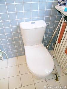 Paris 2 Bedrooms apartment bathroom 2 photo 40